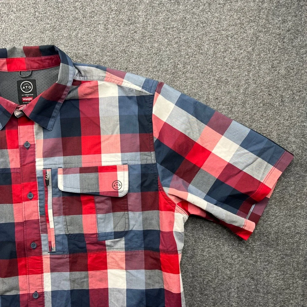 Wrangler ATG Shirt Mens XL Red Blue Plaid‎ Short Sleeve All Terrain Gear Outdoor